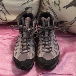 Oboz hiking boots